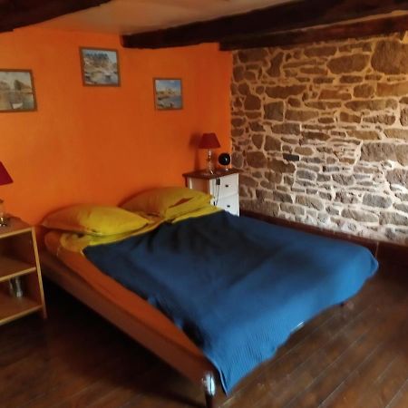 Maison En Granit Bleue Lanhelin Zewnętrze zdjęcie