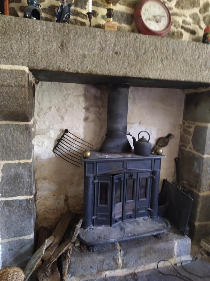 Maison En Granit Bleue Lanhelin Zewnętrze zdjęcie