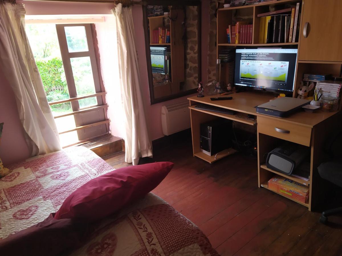 Maison En Granit Bleue Lanhelin Zewnętrze zdjęcie